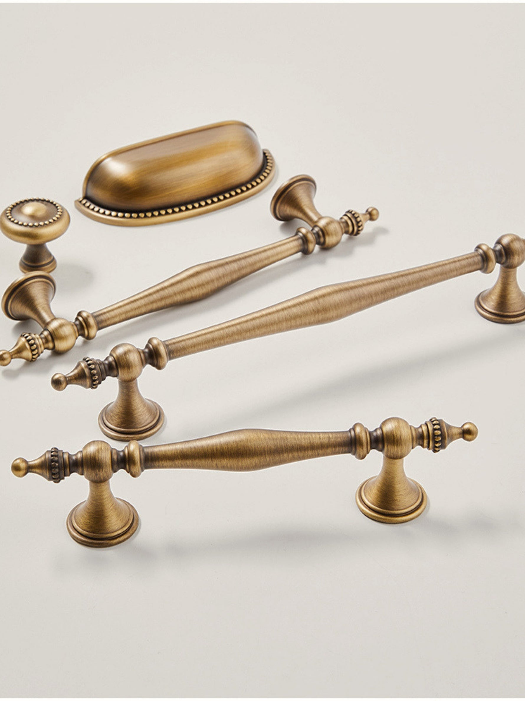Antique Brass Beaded Cabinet Pull Set Victorian Style — OlumeHardware