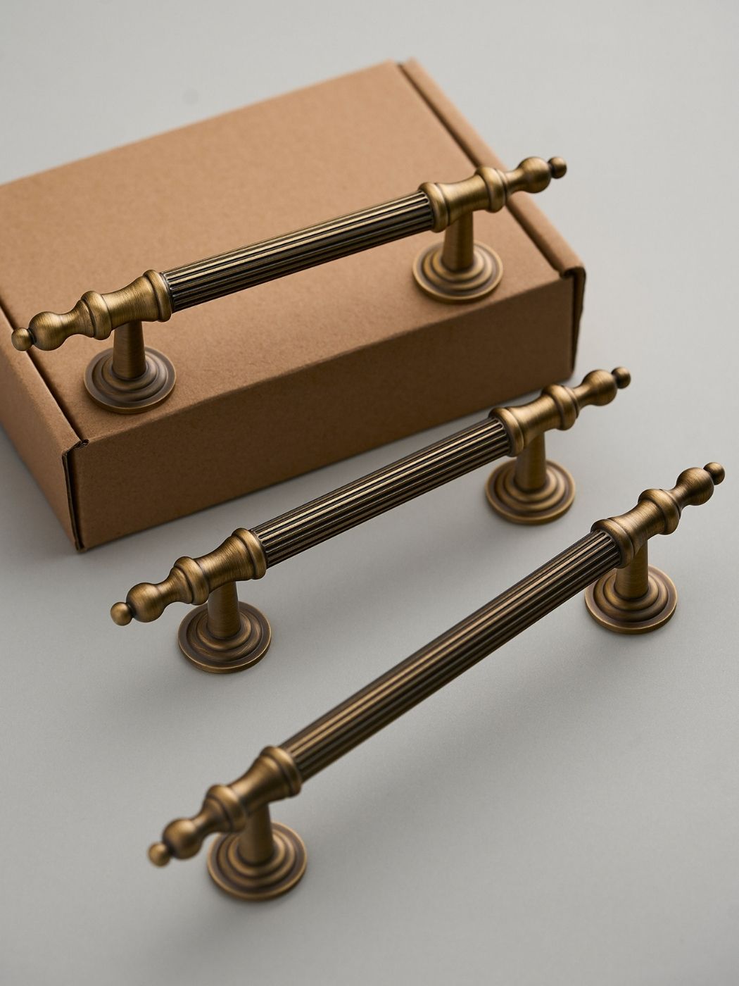 Antique Brass Fluted Pulls 3 Sizes with Box